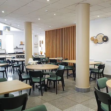 Hotel Laitau Setúbal