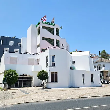 Laitau Hotel 3*