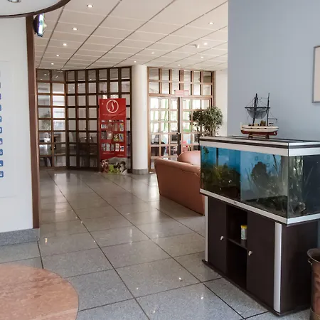 Laitau Hotel 3*