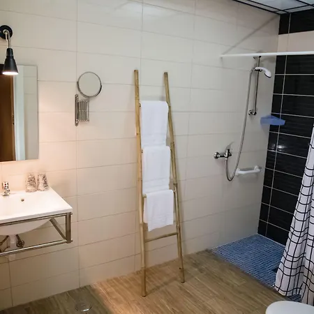 Laitau 3*