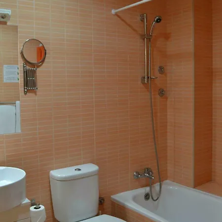 Laitau 3*