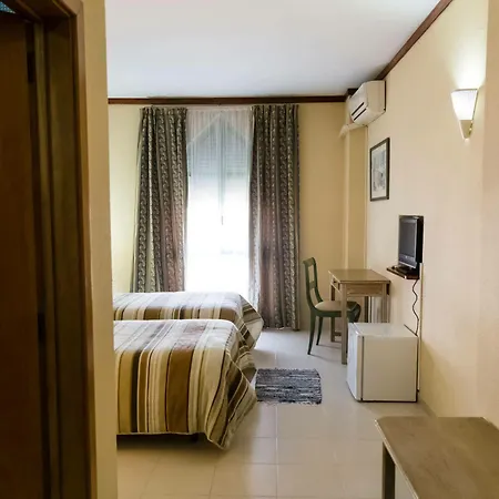 Hotel Laitau Setúbal