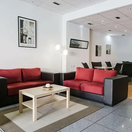 Laitau Hotel 3*