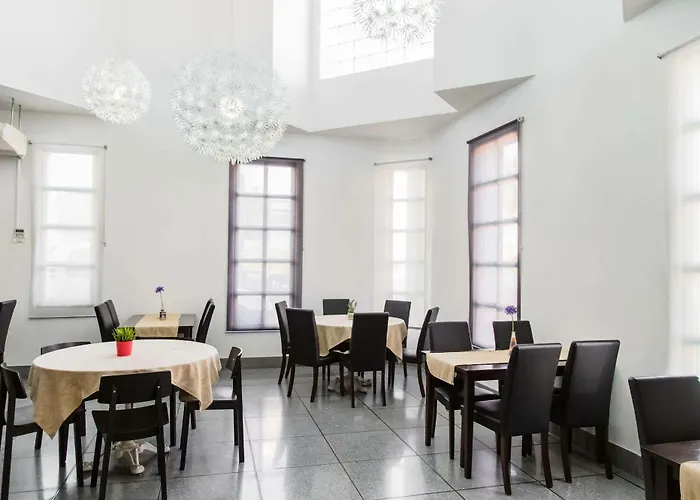 Hotel Laitau Setúbal